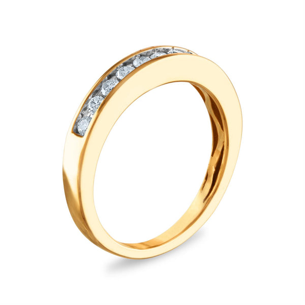 1 CTW Diamond Classic Bridal Set in 10KT Yellow Gold