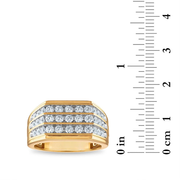 1-1/2 CTW Diamond Ring in 10KT Yellow Gold