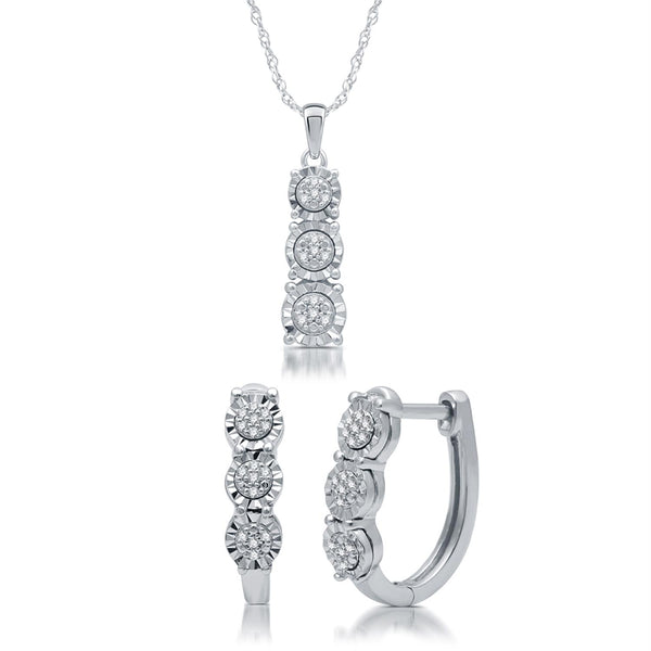 1/6 CTW Diamond Three Stone 18" Pendant in Rhodium Plated Sterling Silver